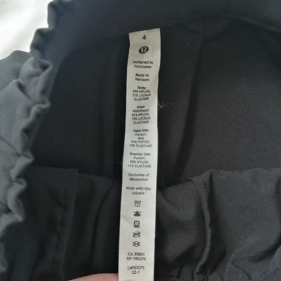 Lululemon Keep Moving Pants 7/8 High Rise in Black Size 4 - Picture 12 of 16